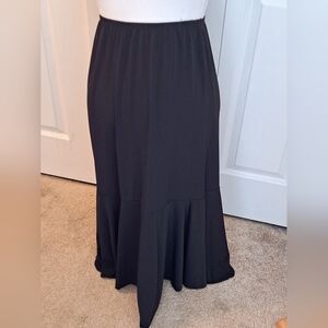 JKLA Women's Black Midi Skirt    Size S